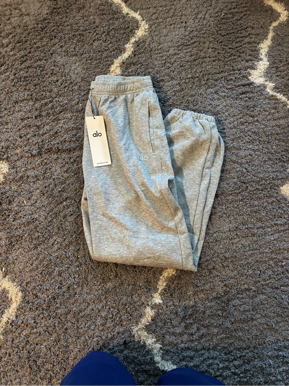 Men’s Alo pants I have all sizes